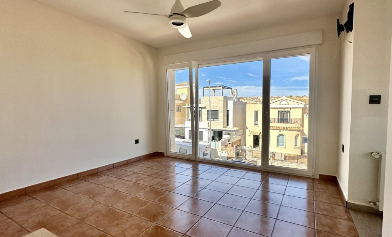 Wederverkoop - Detached villa - Orihuela Costa - Las Filipinas