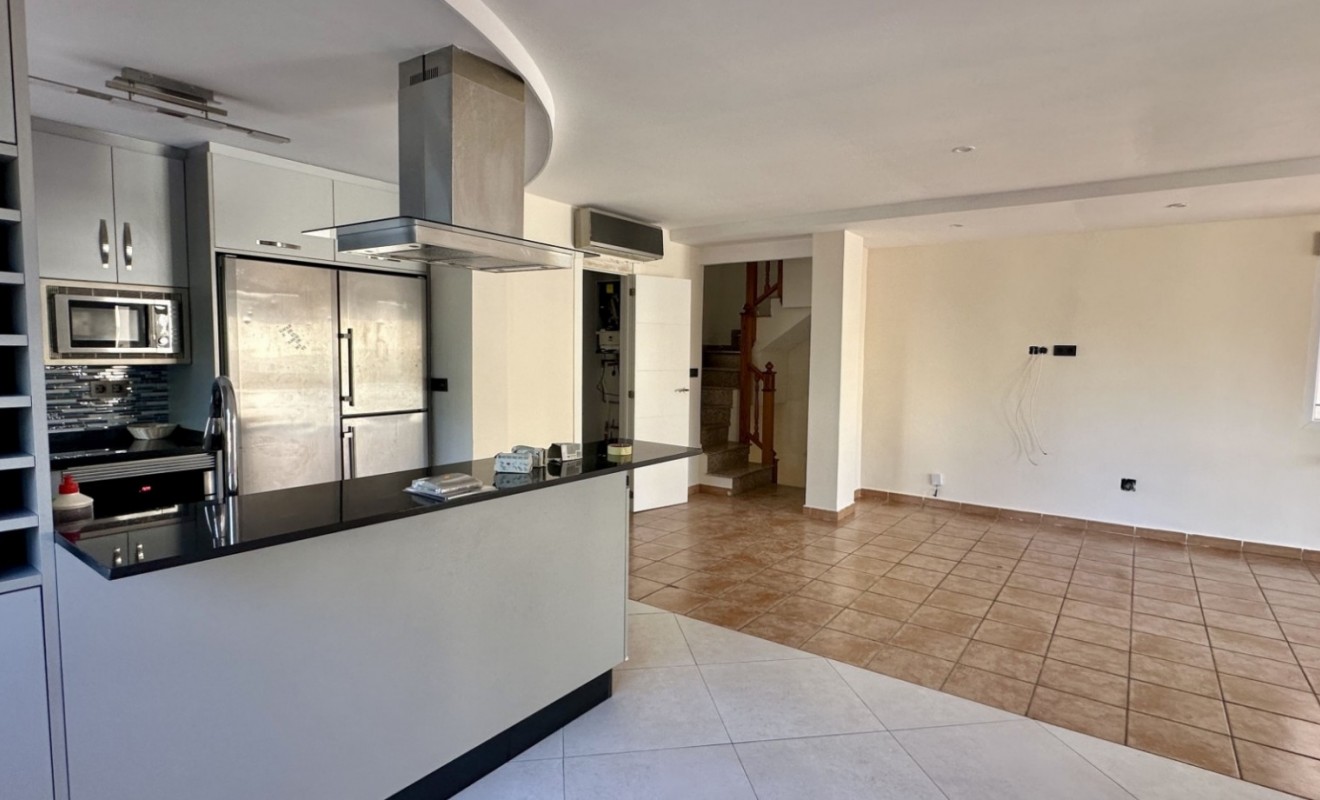 Wederverkoop - Detached villa - Orihuela Costa - Las Filipinas