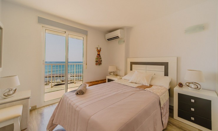 Wederverkoop - Apartamento - Torrevieja - Playa del Cura