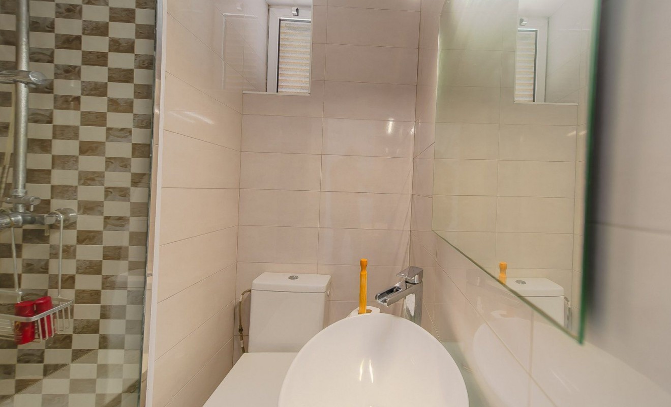 Wederverkoop - Apartamento - Torrevieja - Playa del Cura