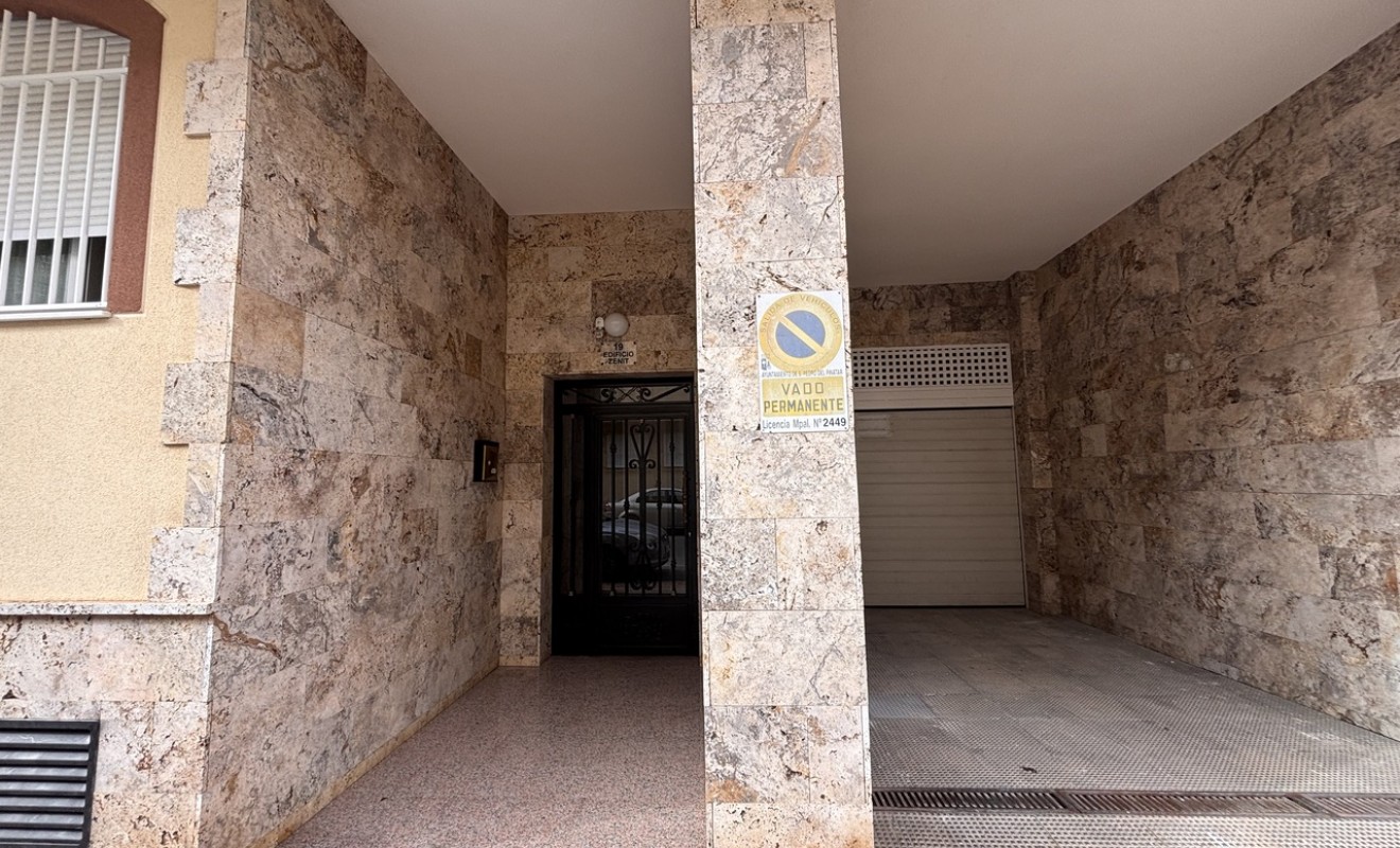 Sale - Apartment - Lo Pagan