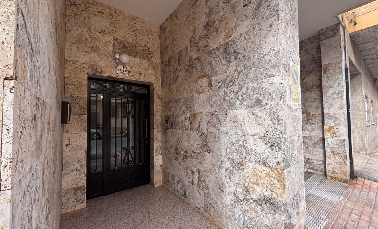 Sale - Apartment - Lo Pagan