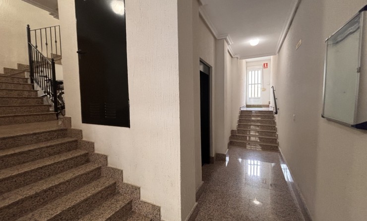 Sale - Apartment - Lo Pagan