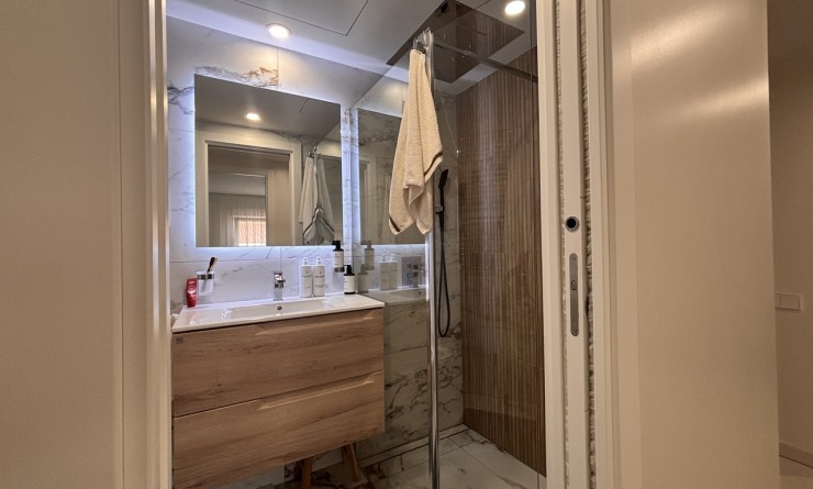 Sale - Apartment - Lo Pagan