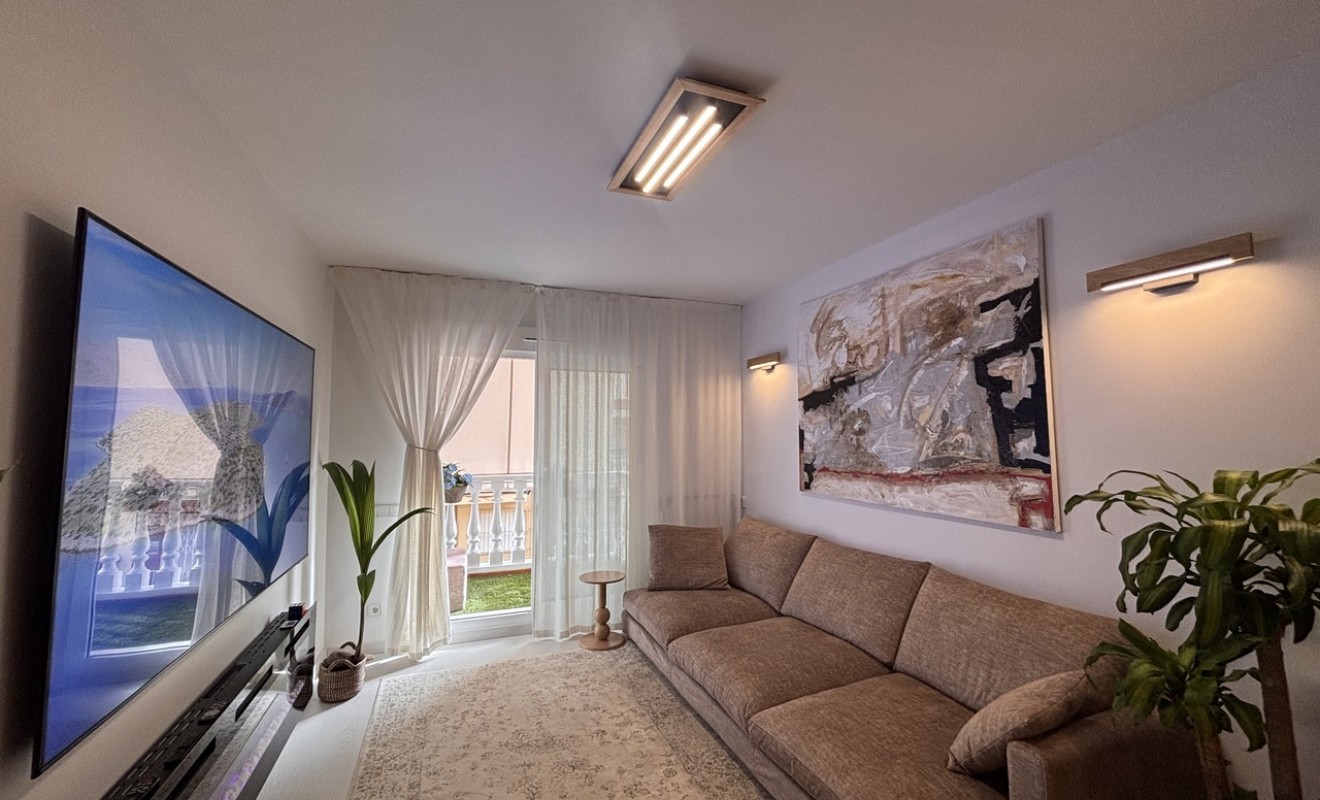 Sale - Apartment - Lo Pagan