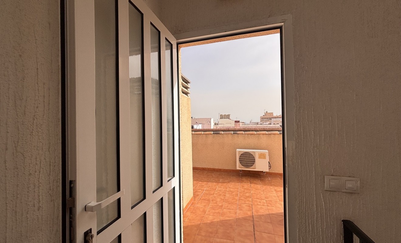 Sale - Apartment - Lo Pagan