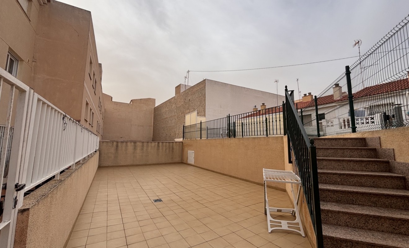 Sale - Apartment - Lo Pagan