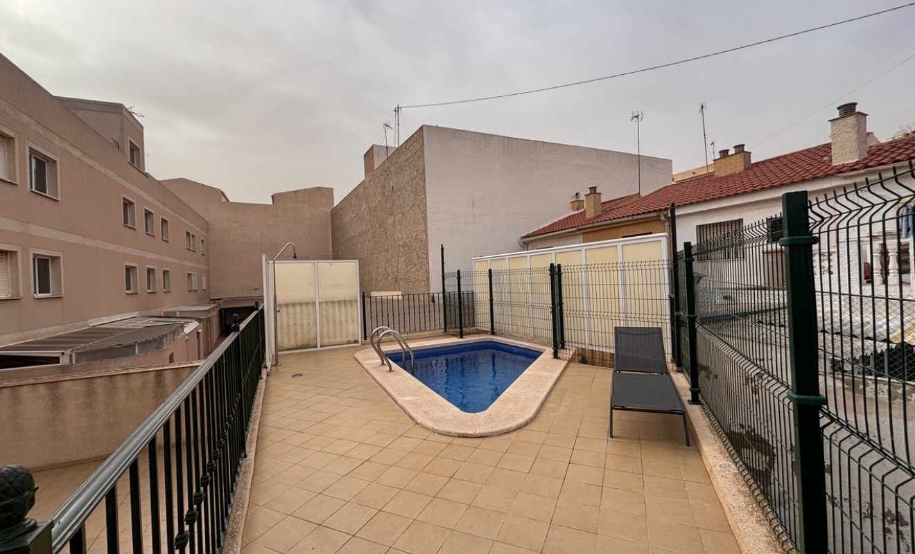 Sale - Apartment - Lo Pagan