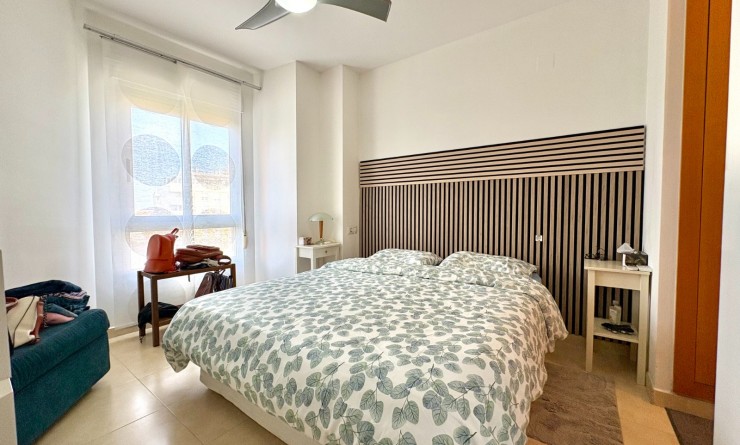 Sale - Apartment / flat - Denia - Center