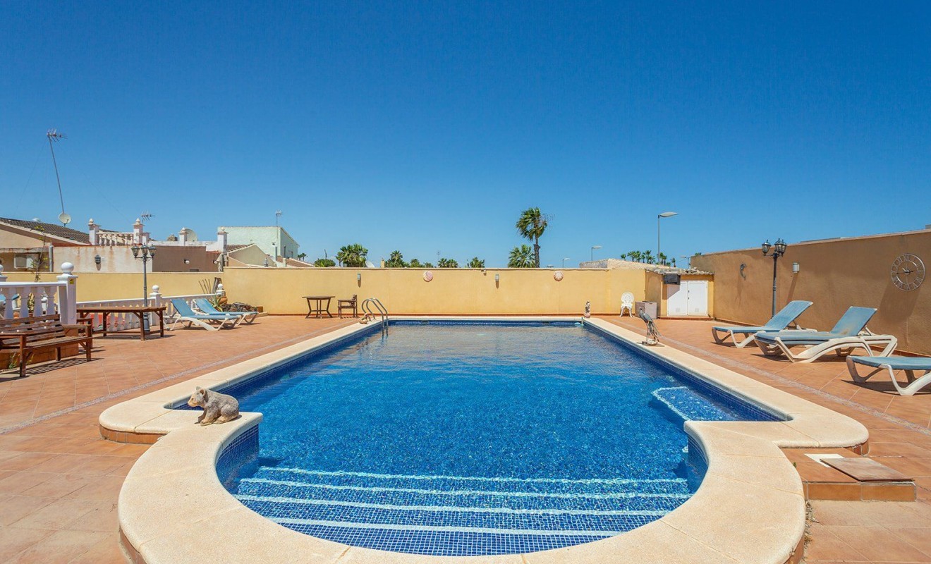 Revente - Villa - Torrevieja - Los balcones