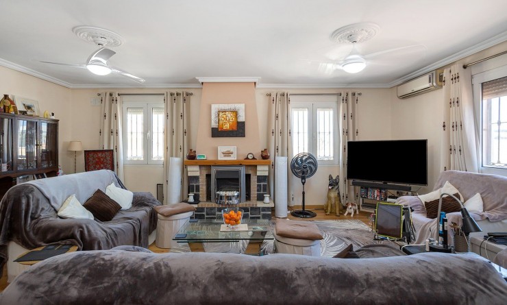 Revente - Villa - Torrevieja - Los balcones