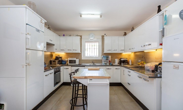 Revente - Villa - Torrevieja - Los balcones