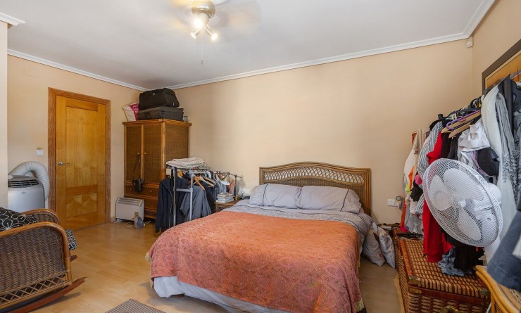 Revente - Villa - Torrevieja - Los balcones