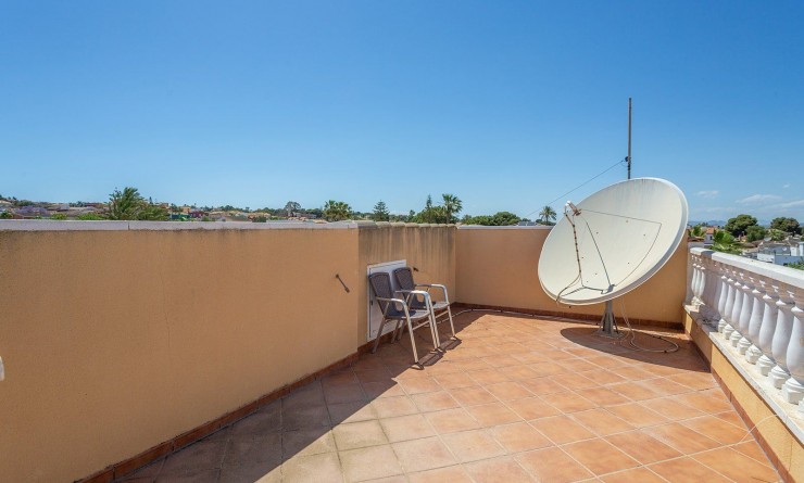 Revente - Villa - Torrevieja - Los balcones
