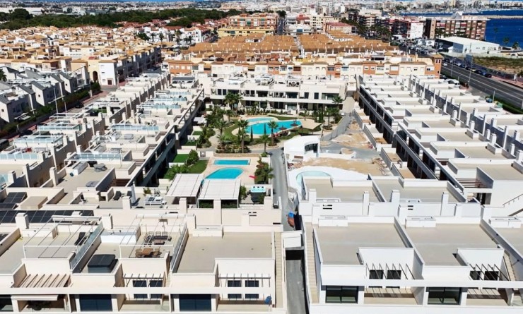 Sale - Apartment - Torrevieja - La Veleta
