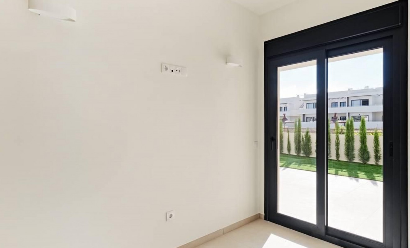 Sale - Apartment - Torrevieja - La Veleta