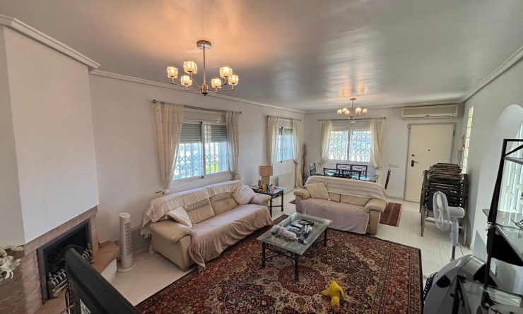 Wederverkoop - Detached House / Villa - Ciudad Quesada - La Fiesta