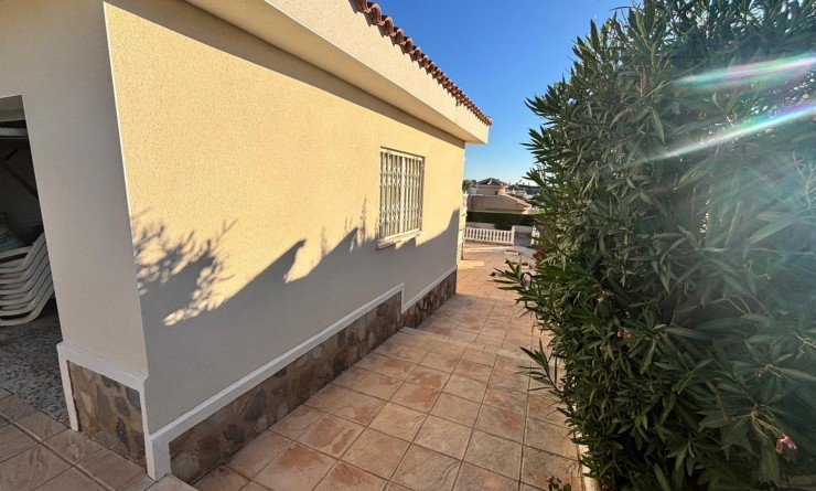 Wederverkoop - Detached House / Villa - Ciudad Quesada - La Fiesta