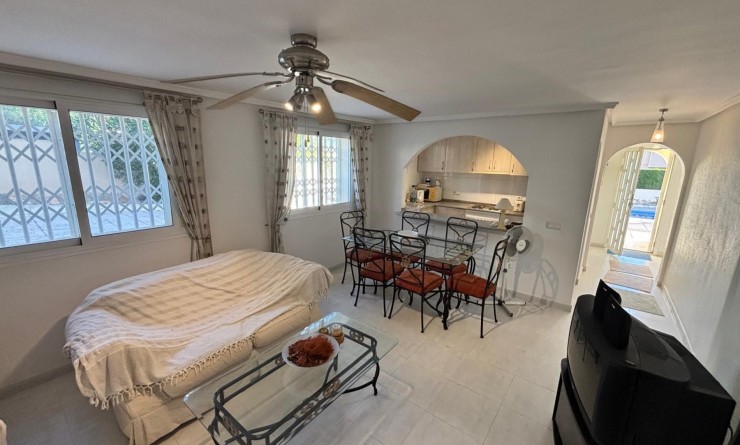 Wederverkoop - Detached House / Villa - Ciudad Quesada - La Fiesta