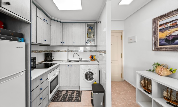 Sale - Apartamento - Torrevieja - La Mata