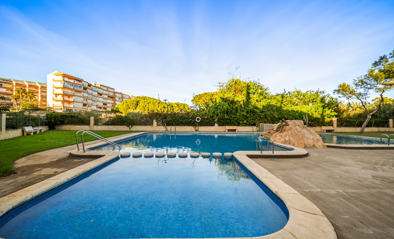 Sale - Apartamento - Torrevieja - La Mata