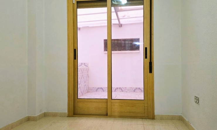 Revente - Apartment / flat - Polop