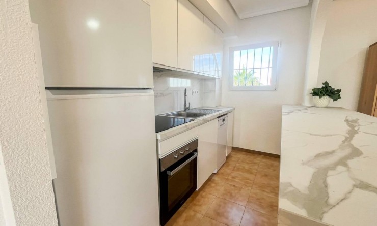 Sale - Apartamento - Torrevieja - Punta prima
