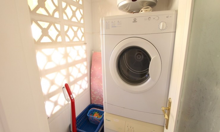 Sale - Apartment - Algorfa