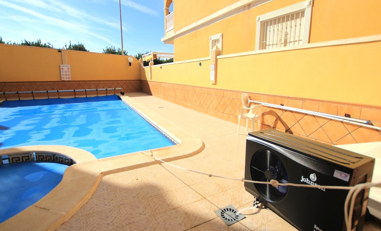 Sale - Apartment - Algorfa