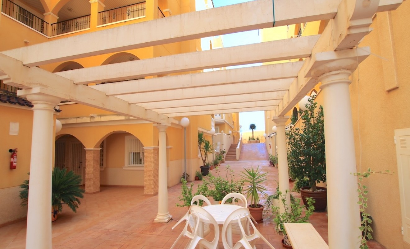 Sale - Apartment - Algorfa