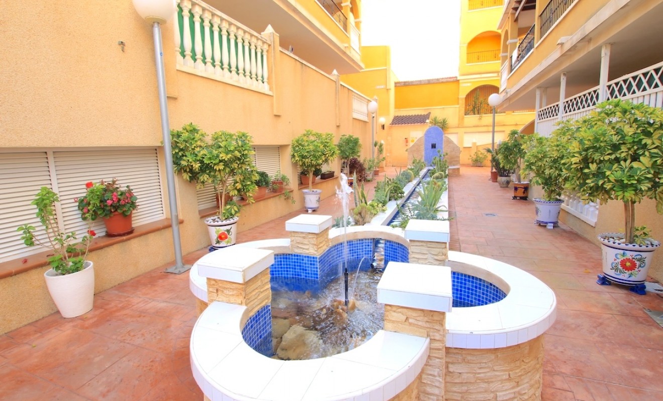 Sale - Apartment - Algorfa