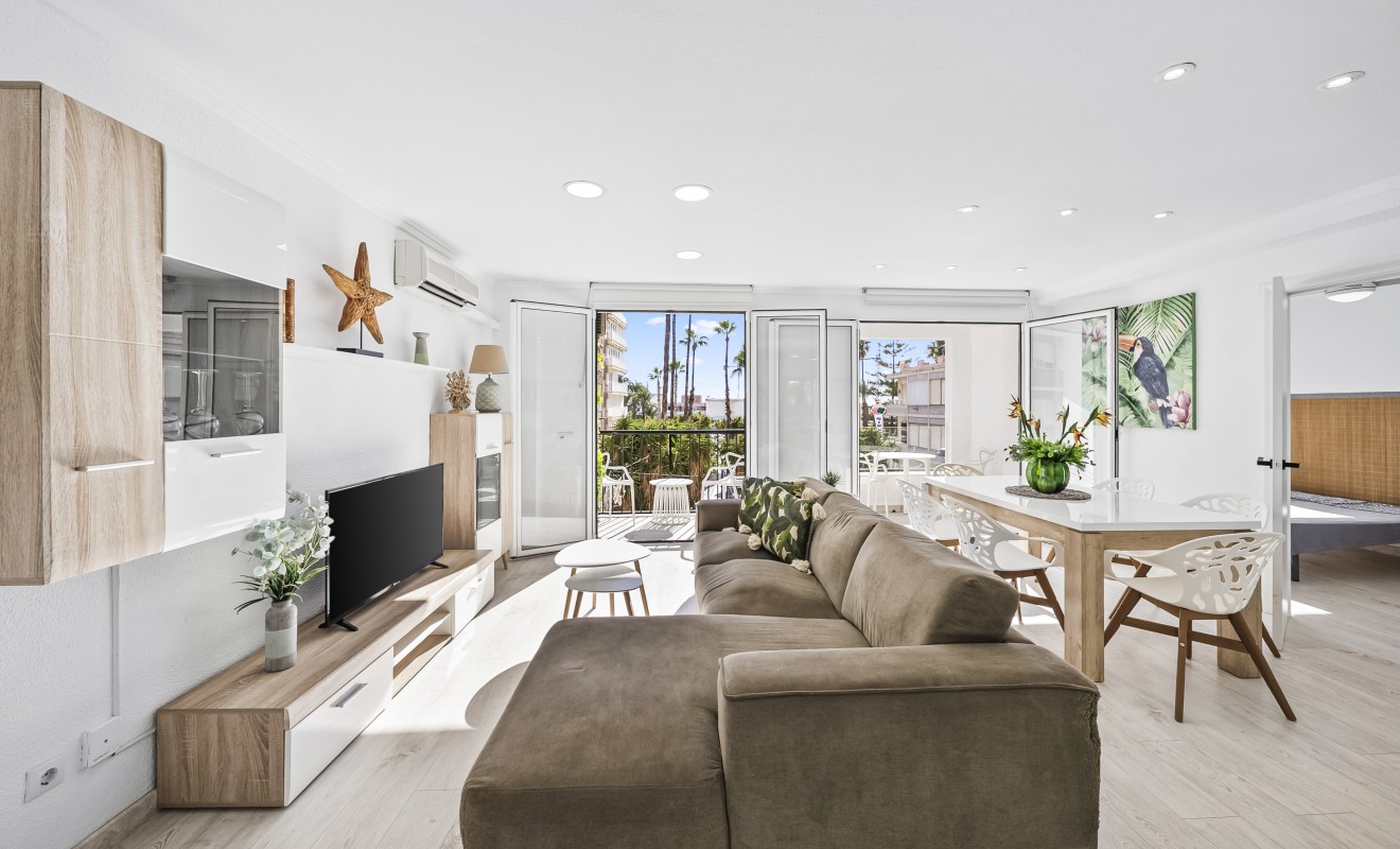 Sale - Apartamento - Torrevieja - Puerto