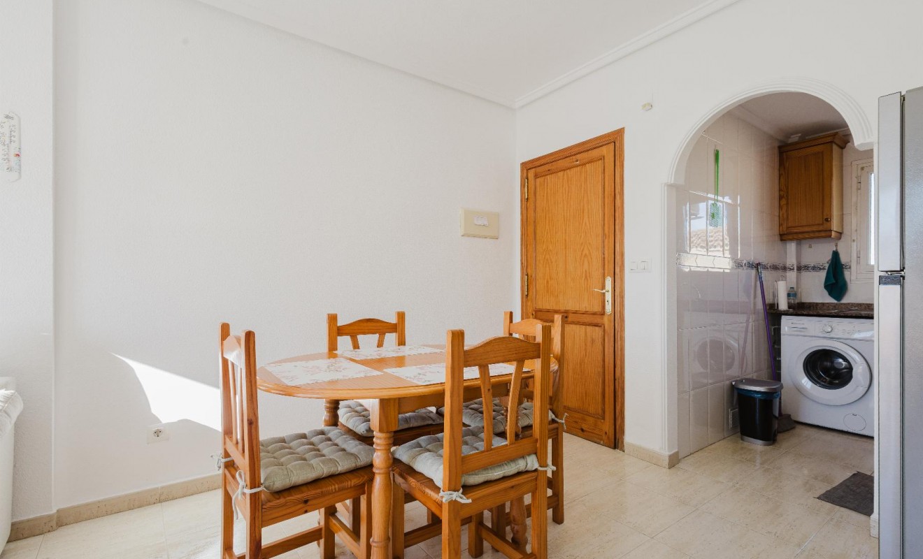 Sale - Bungalow - Torrevieja - Parque de las Naciones