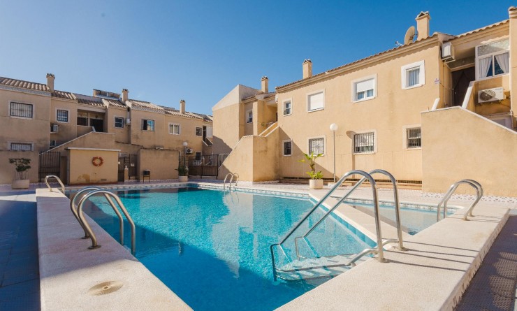 Sale - Bungalow - Torrevieja - Parque de las Naciones