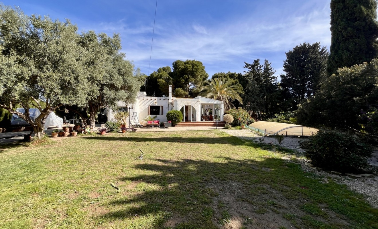 Sale - Villa - Cabo Roig