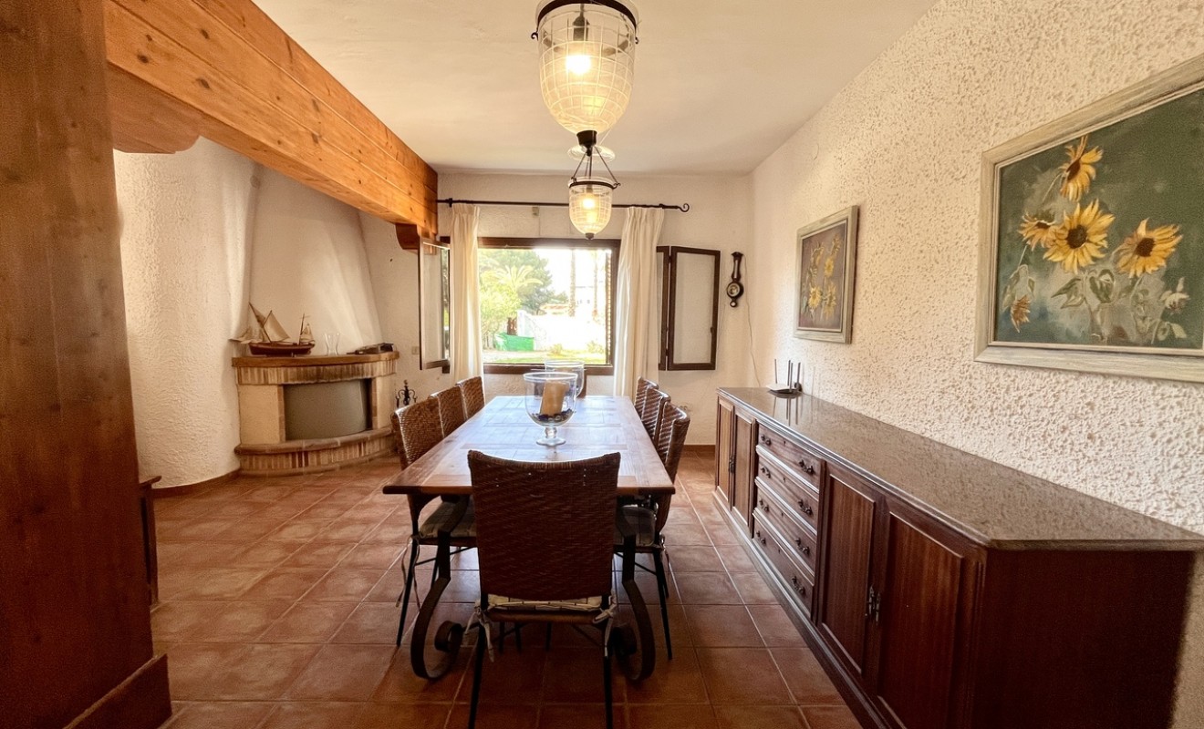 Sale - Villa - Cabo Roig