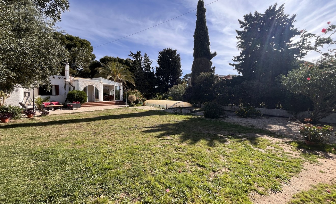 Sale - Villa - Cabo Roig