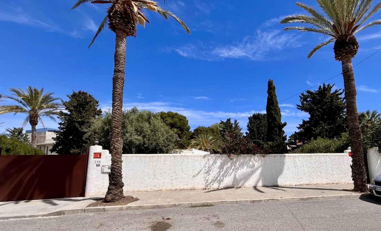 Sale - Villa - Cabo Roig