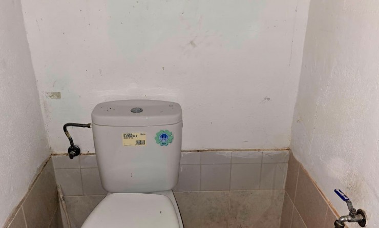 Sale - Local - La Nucía