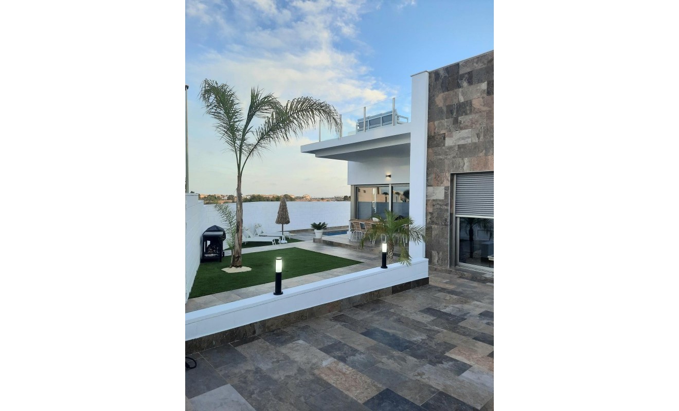 Sale - Villa - Orihuela - Orihuela Costa