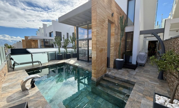 Wederverkoop - Villa - Orihuela - Lomas de Cabo Roig