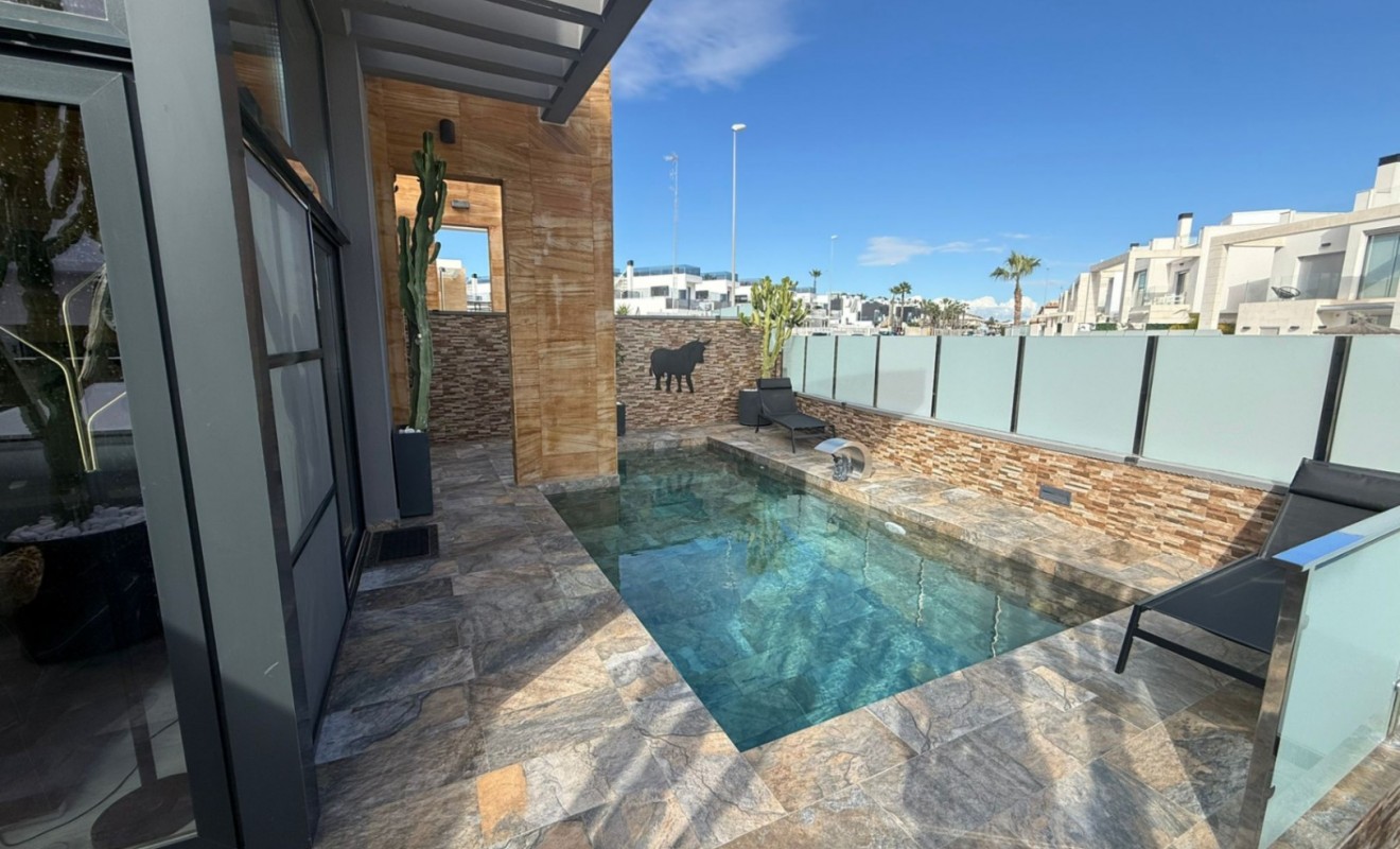 Wederverkoop - Villa - Orihuela - Lomas de Cabo Roig