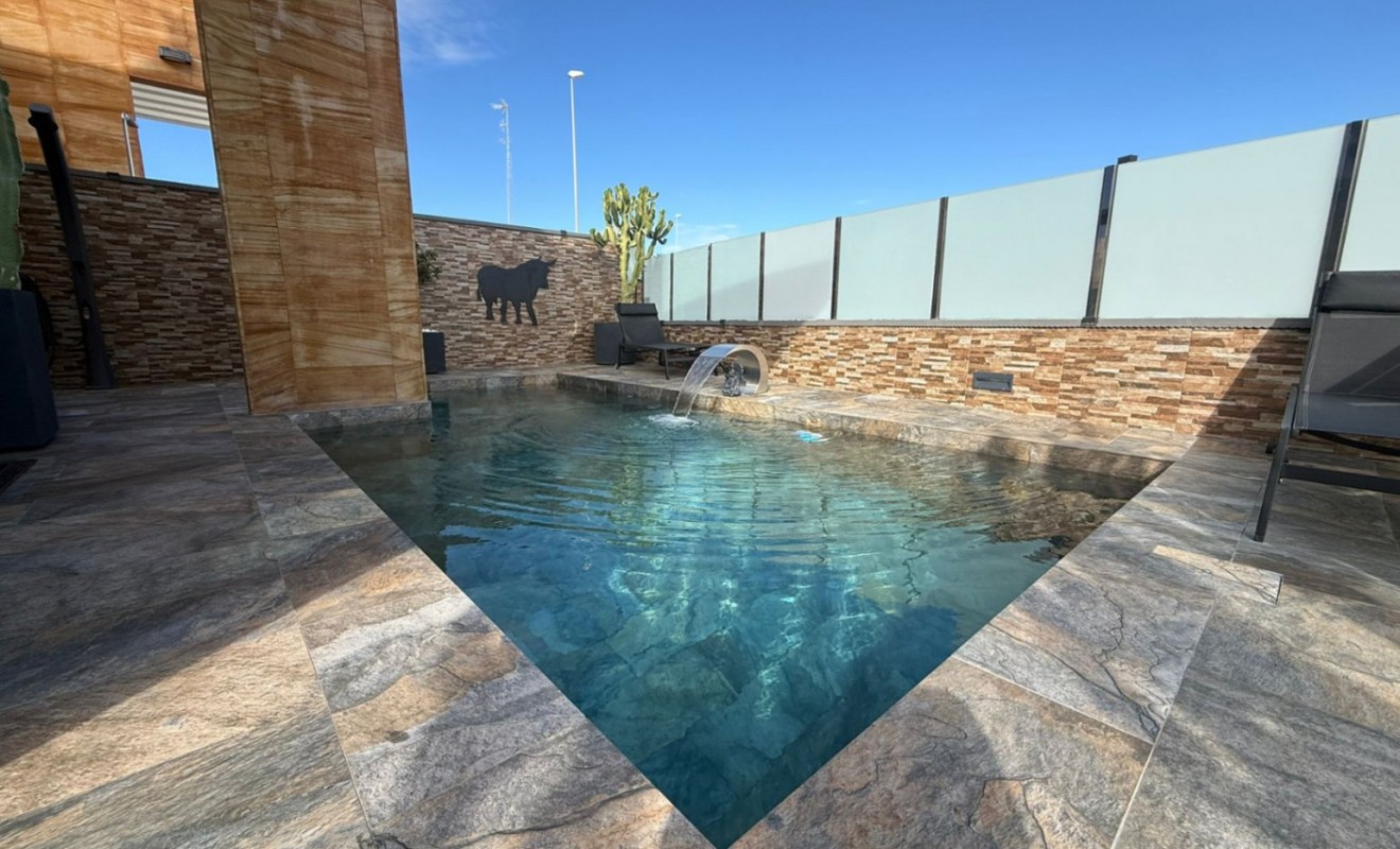 Wederverkoop - Villa - Orihuela - Lomas de Cabo Roig