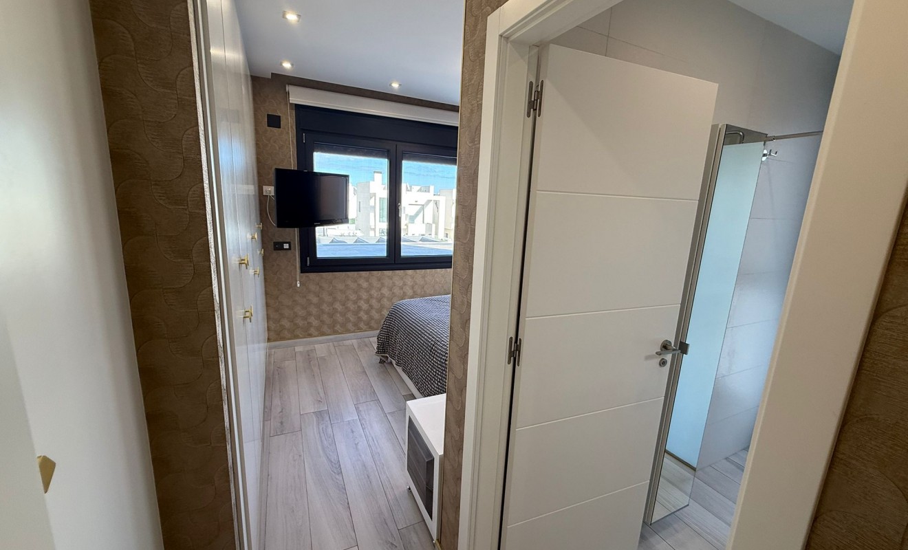 Wederverkoop - Villa - Orihuela - Lomas de Cabo Roig