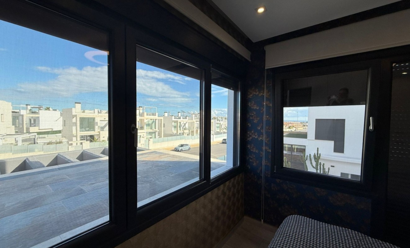 Wederverkoop - Villa - Orihuela - Lomas de Cabo Roig