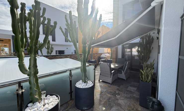 Wederverkoop - Villa - Orihuela - Lomas de Cabo Roig