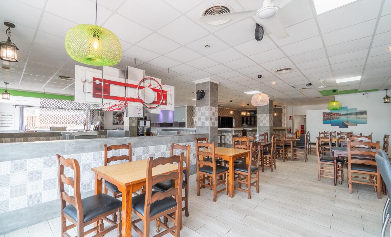 Location longue durée - Commercial Unit - San Fulgencio - La Marina