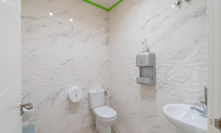 Location longue durée - Commercial Unit - San Fulgencio - La Marina