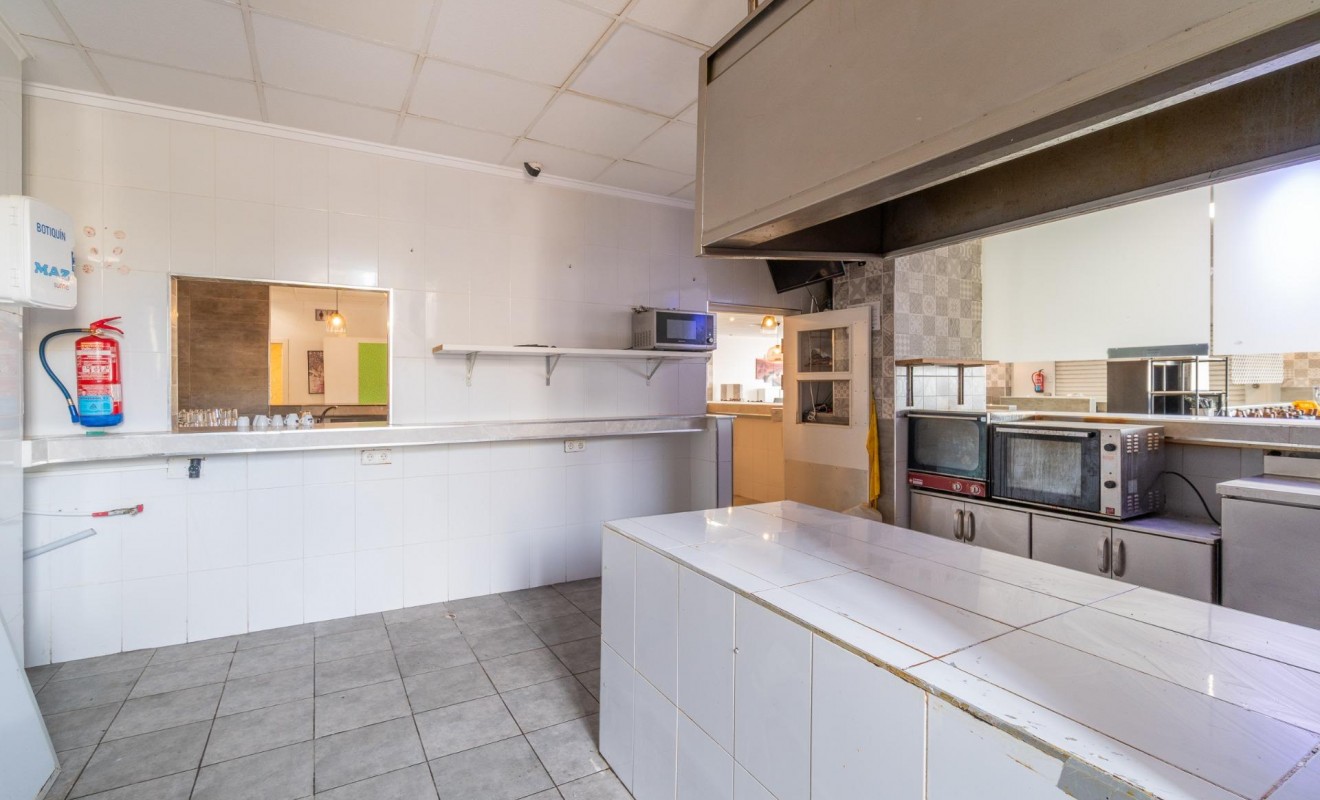 Location longue durée - Commercial Unit - San Fulgencio - La Marina