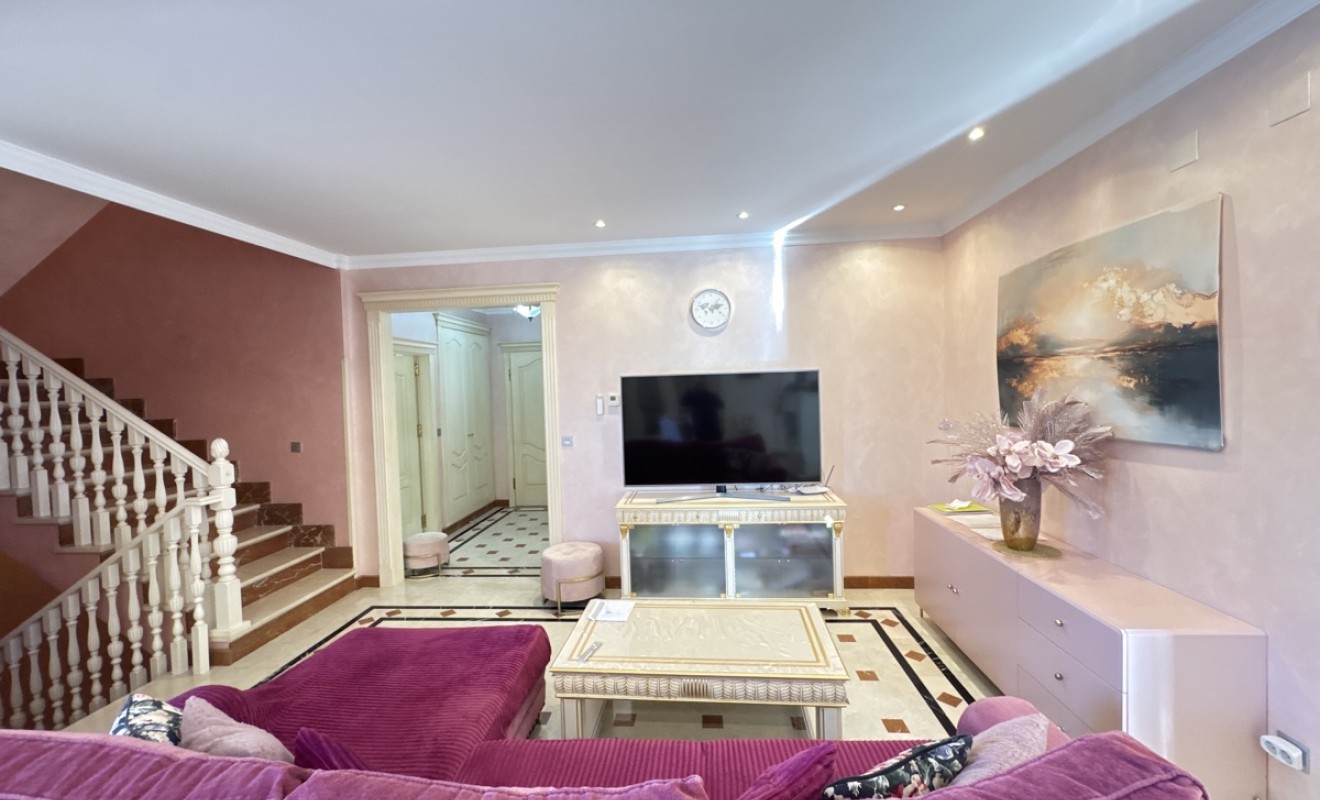 Sale - Villa - Cabo Roig